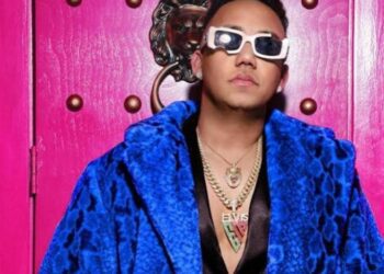 Elvis Martínez recibe nominación a Premio lo Nuestro