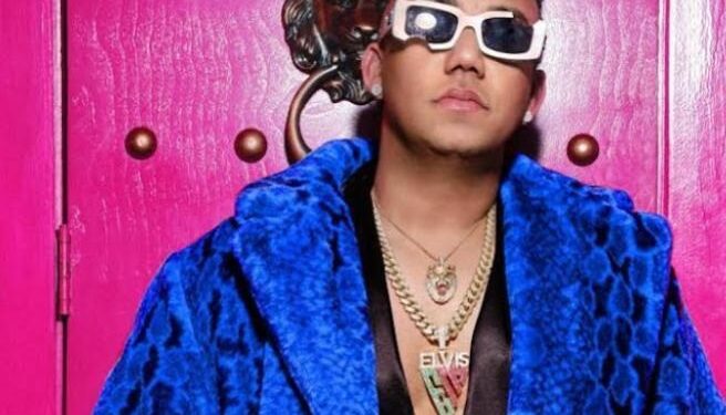 Elvis Martínez recibe nominación a Premio lo Nuestro