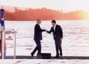 Collado y Abinader promueven el país como destino para turistas en Miami