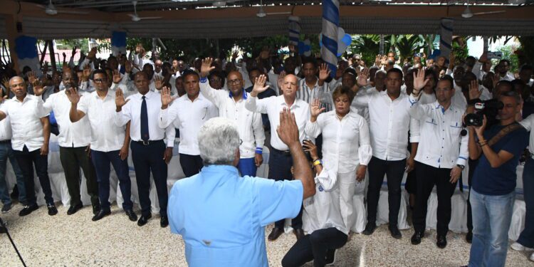 PRM juramenta nuevas autoridades en Santo Domingo Norte