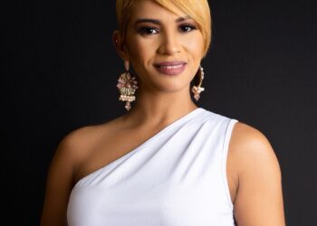 Periodistas Fernando Milo y Carmen Bretón asumen secretaria general y dirección de comunicación de FIPETUR