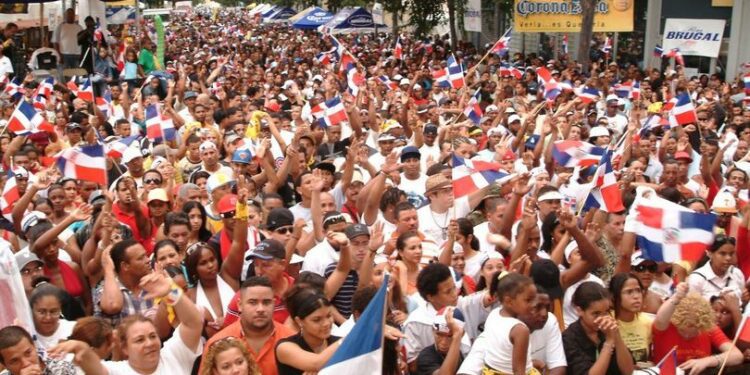 Comunidad dominicana en Puerto Rico repudia asesinato de joven embarazada