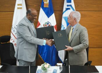 Firman convenio para reforzar la posición del Estado en áreas estratégicas