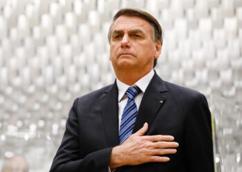 Desde Miami Jair Bolsonaro alega fraude electoral
