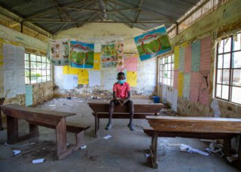 Los alumnos más pobres se benefician menos de la educación pública