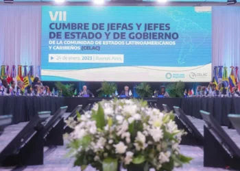 La Celac delibera bajo el signo de la democracia en riesgo