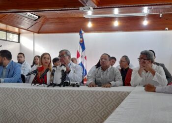 CMD agrega Humano a sus paros; médicos reciben alivios impositivos de la DGII