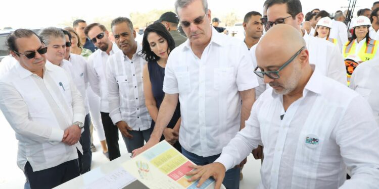 Arranca la construcción de hoteles en Pedernales