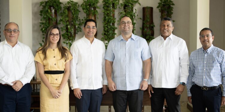 Suscriben acuerdo para preservar arrecifes zona de Cap Cana