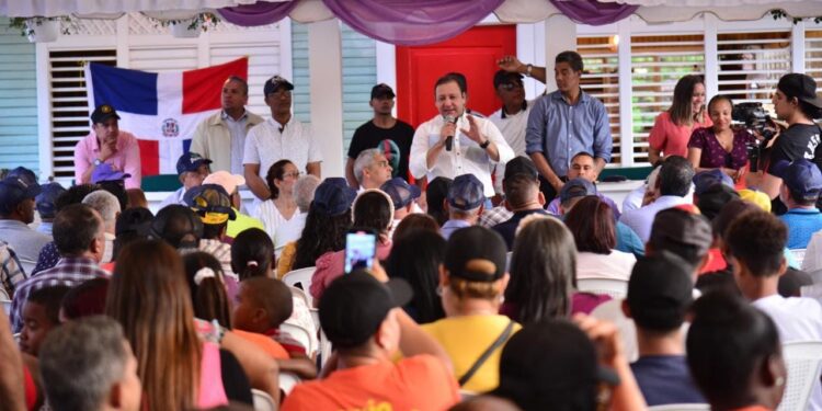 Virtual candidato presidencial del PLD recorre Hermanas Mirabal