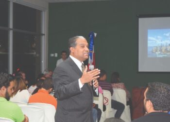 Egresado UNPHU Feniosky Peña Mora es nombrado decano en el Tecnológico de Monterrey