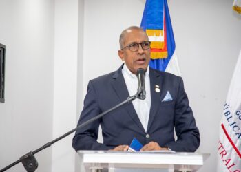 Contralor propone incluir la asignatura Antifraude y retomar la moral y cívica en las escuelas 