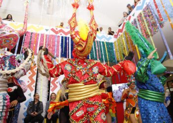 Desfile Nacional de Carnaval 2023 estará dedicado a Víctor Erarte