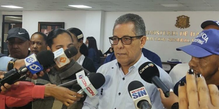 Eléxido Paula pide dar 4 años más al presidente Abinader