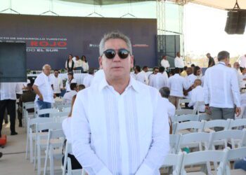Hazoury apoya la construcción de hoteles fideicomiso Pedernales, Cabo Rojo