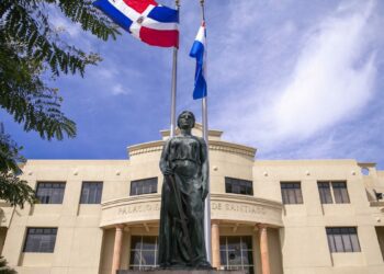 Arrestan prófugo de homicidios, deportado desde los EE. UU.