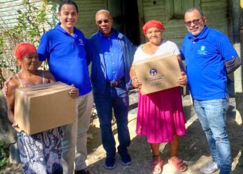 FUNDOURO  realiza donaciones a lugareños del municipio de Vallejuelo