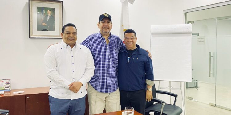 El Mayimbe decide registrar su obra musical en la ONDA