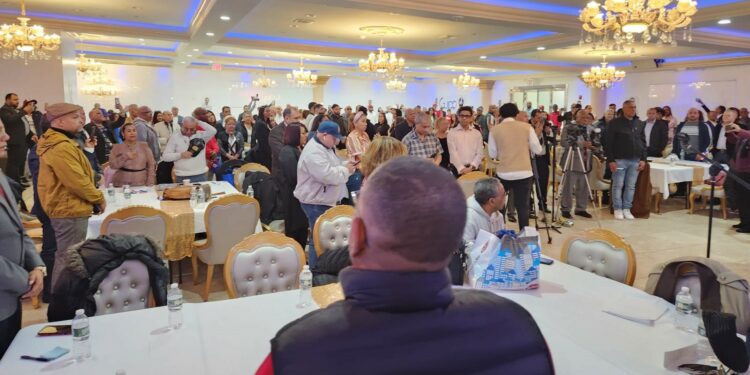 Guido Gómez Mazara deja constituido equipo de campaña en Nueva York