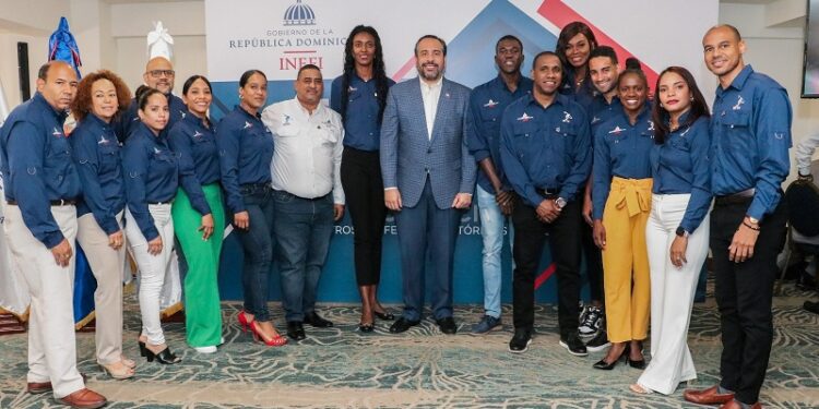 Atletas presentan a INEFI programas de desarrollo para el deporte escolar