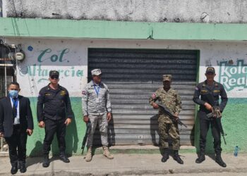 Pro Consumidor cierra negocios por bebidas provocaron dos muertes en SFM