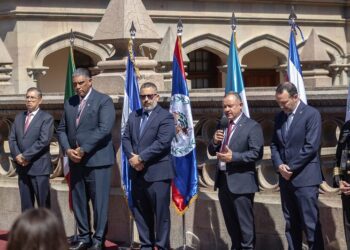 Gobiernos acuerdan enfrentar unidos el crimen organizado en Centroamérica y el Caribe 