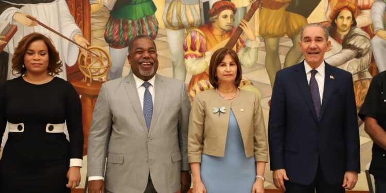 UASD convoca a concurso “Peña Gómez: 25 años después”