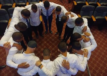 Inician plan piloto para llevar educación superior a privados de libertad