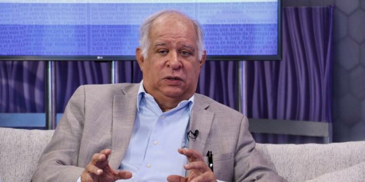 Wilfredo Lozano analiza las crispadas relaciones de RD y Haití