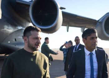 Presidente de Ucrania llega al Reino Unido en visita Oficial