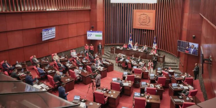 Senado aprueba prisión entre 30 a 40 años y el cúmulo de pena