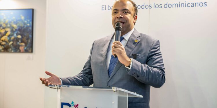 Administrador del Banreservas revela en ITB Berlín cuenta con cartera de turismo activo por RD$35,868 MM