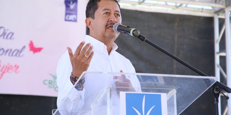 CAEI destaca relevancia de la labor de cientos de mujeres en la industria azucarera