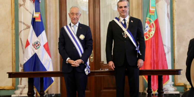 Gobernantes de RD y Portugal encabezan reunión en Palacio Nacional