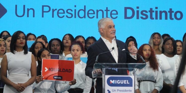 Miguel Vargas se lanza y proclama es el candidato ideal para el 2024