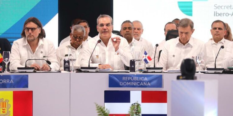 Abinader apuesta por unidad de países de Iberoamérica