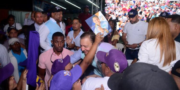 Abel Martínez: falta de apoyo a Pymes incentiva informalidad y provoca quiebra de emprendedores