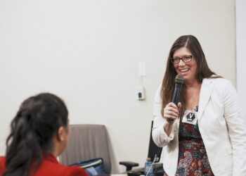 “Cada persona ha consumido la cantidad de plástico que posee una tarjeta de crédito”