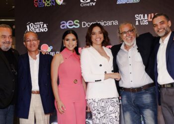 Color Visión exhibirá la película “Sola a los 40”