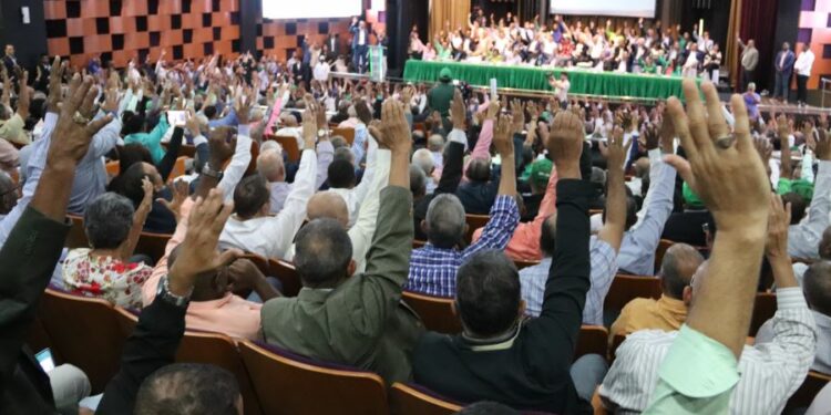 Fuerza del Pueblo reúne su Dirección Central de cara a comicios del 2024