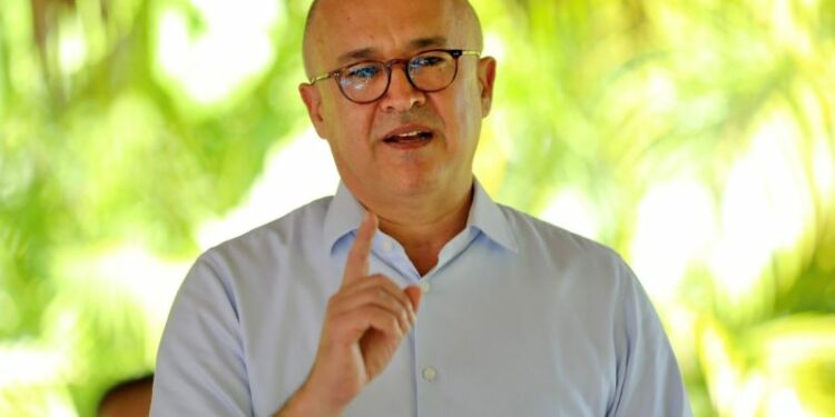 Domínguez Brito denuncia la quema más de 70 km cuadrados de bosques