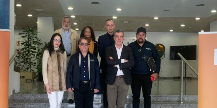 Director de CERTV regresa de España junto a comisión técnica