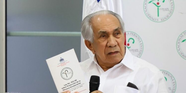 Director de CONAPE le responde a Abel Martínez sobre las pensiones solidarias