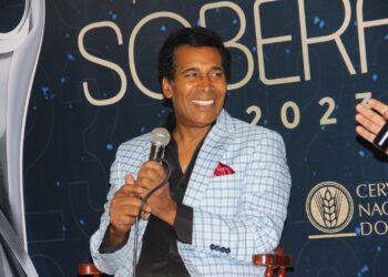 Julio Sabala emocionado por presentar los Premios Soberano 2023