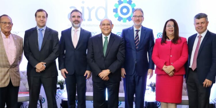 AIRD e Infotep resaltan importancia de la formación dual en generación de empleos de calidad