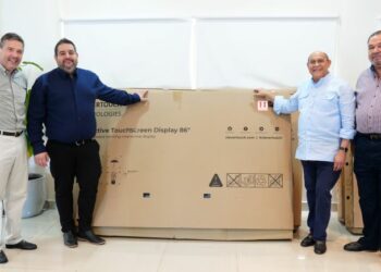 INFOTEP recibe 60 pizarras inteligentes donados por empresa radicada en Dinamarca