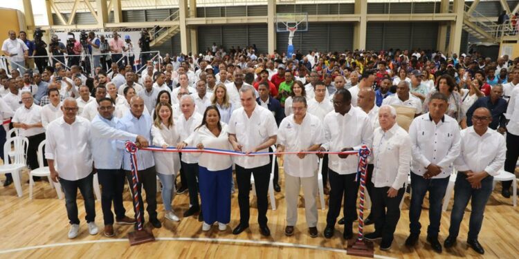 Gobierno deja inauguradas nuevas obras en Gran Santo Domingo