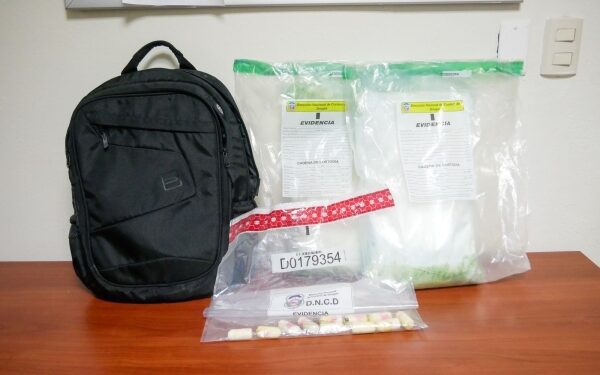 Atrapan a Italiano con más de tres kilos de cocaína en Aeropuerto de La Romana. 
