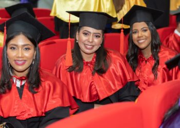 UNPHU inviste 608 nuevos profesionales en la celebración de su 57 aniversario