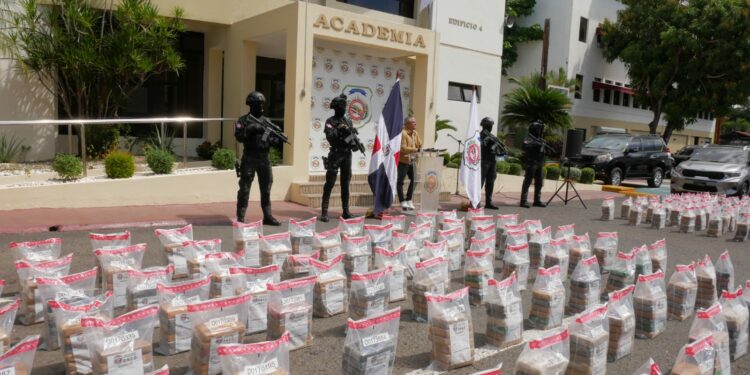 Agencias de seguridad de RD incautan más dos toneladas de drogas